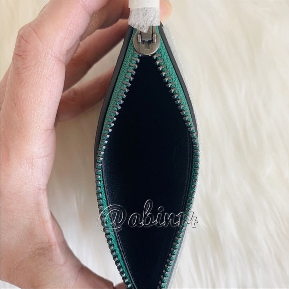 NWT Coach Zip Card Case in Green Leather with Diary Embroidery - Picture 3 of 8